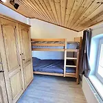 Hagelstein Iv Feuerstein Apartment